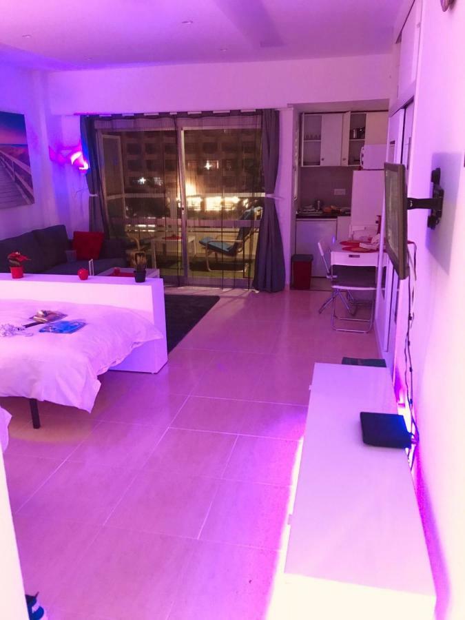 Appartement 1St Lign On The Beach Фуэнхирола Экстерьер фото