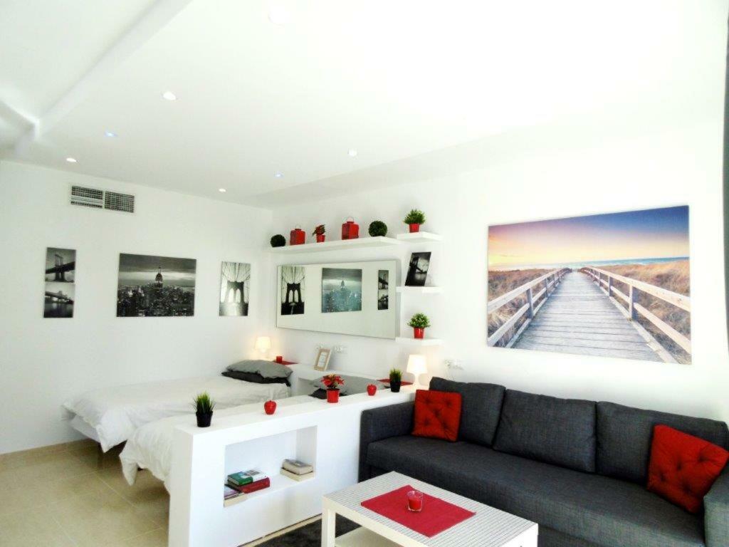 Appartement 1St Lign On The Beach Фуэнхирола Экстерьер фото